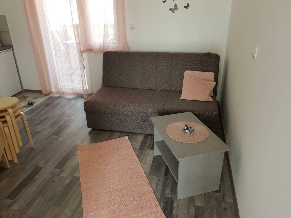 Apartmani Verica Karlobag Zewnętrze zdjęcie