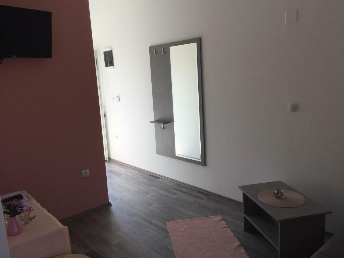 Apartmani Verica Karlobag Zewnętrze zdjęcie