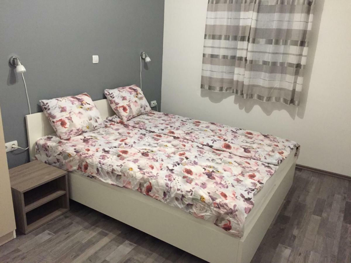 Apartmani Verica Karlobag Zewnętrze zdjęcie