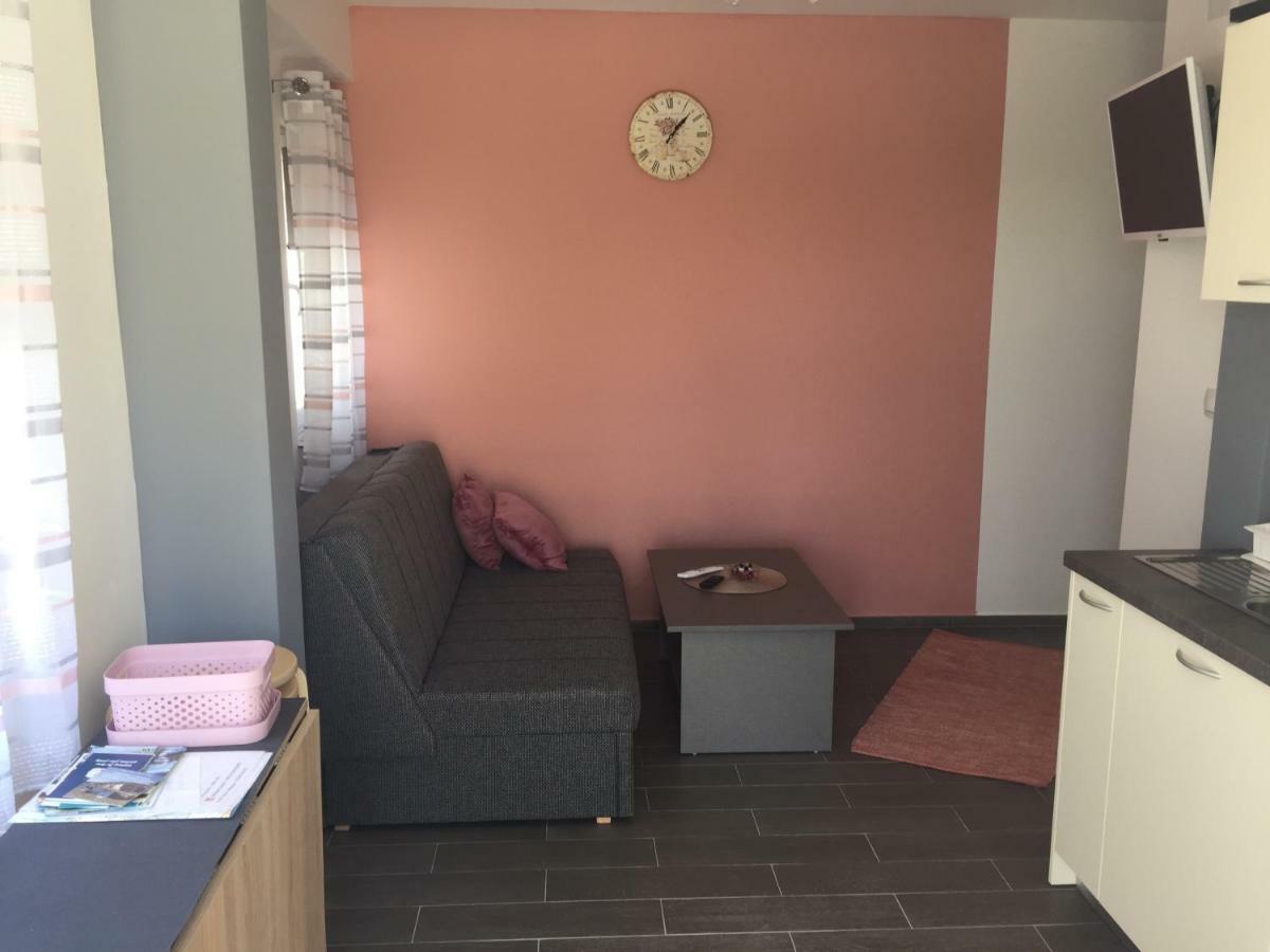 Apartmani Verica Karlobag Zewnętrze zdjęcie